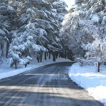 Jolie Appartement A Ifrane Calme Et Spacieux 外观 照片
